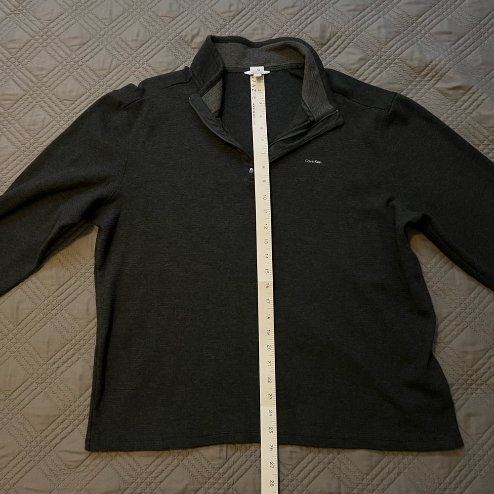 Calvin Klein Sweater